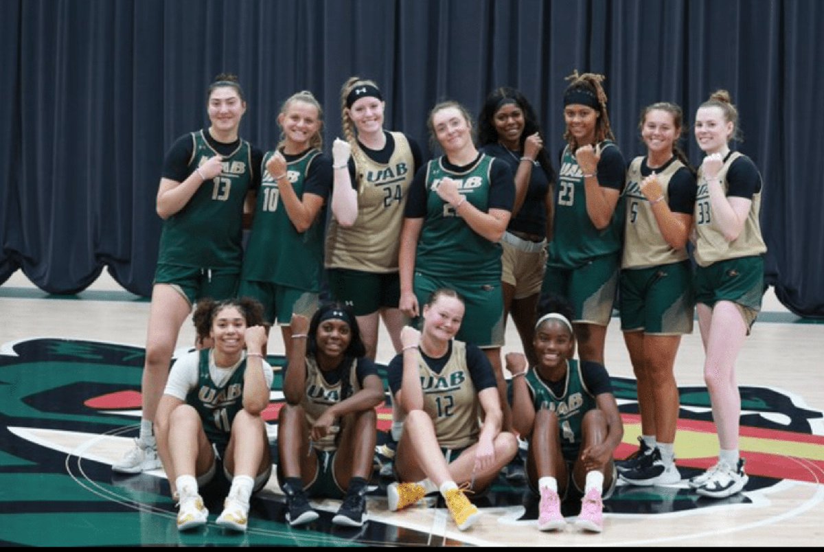 UAB women's basketball shows support for Lulu Gribbin