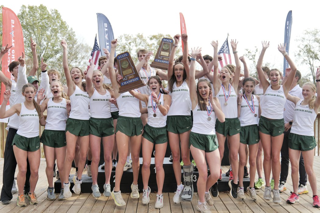 Mountain Brook High School Dominates AHSAA Class 6A State CrossCountry