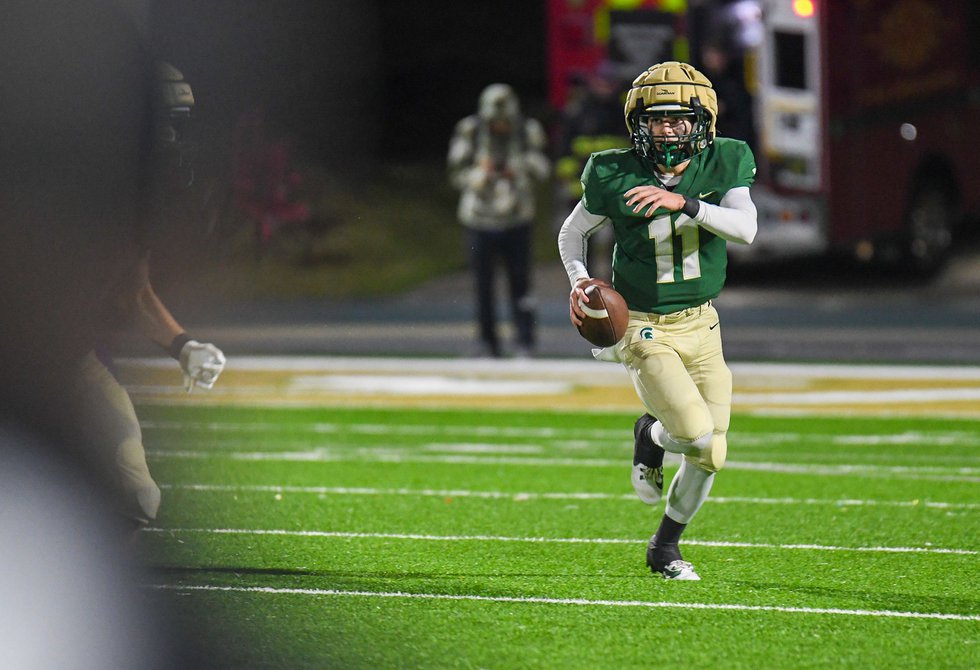 241115_Mountain brook vs Parker_FB_-71.jpg