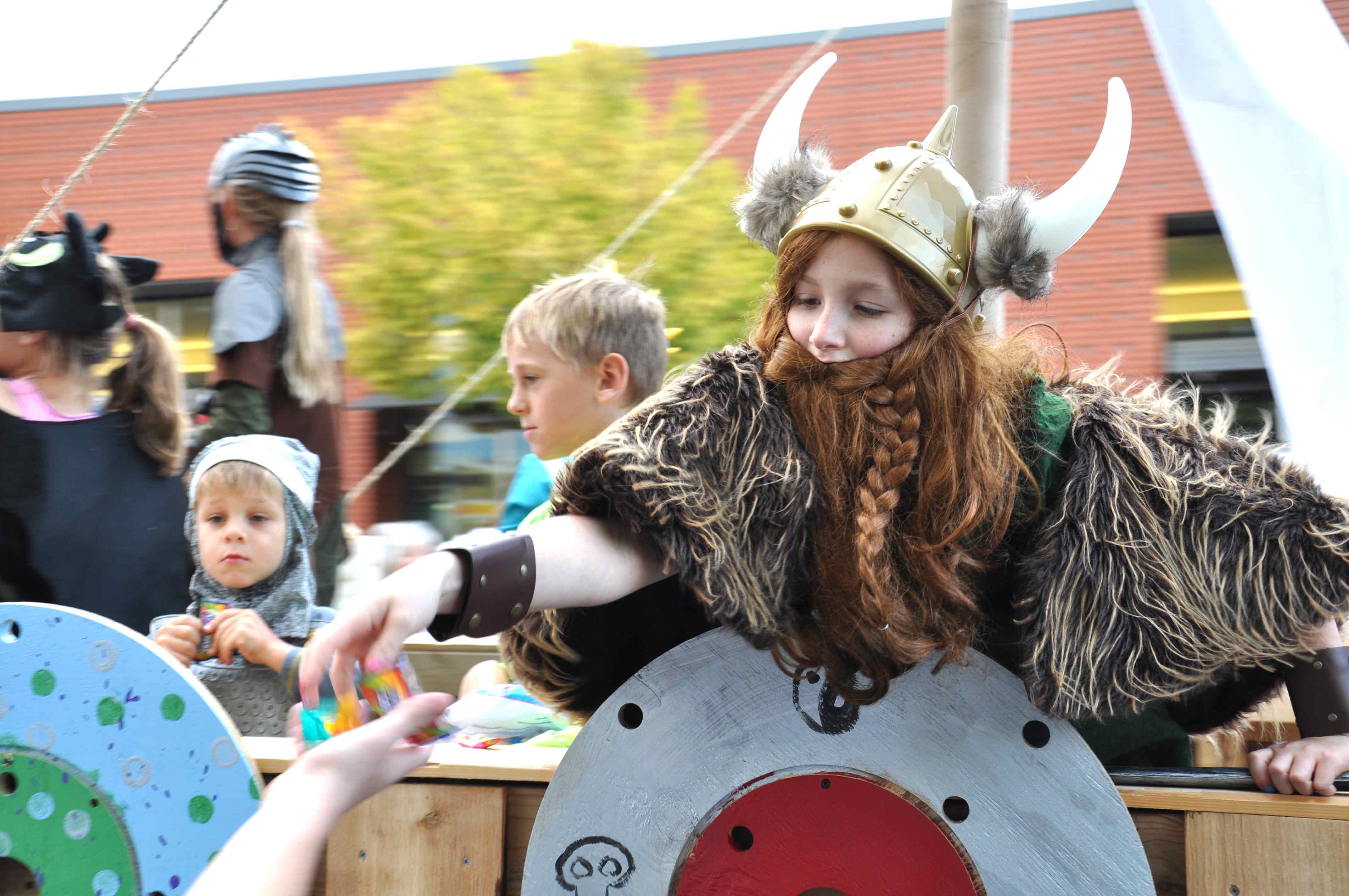 crestline halloween parade 2020 Mystics Set For 10th Annual Halloween Parade Villagelivingonline Com crestline halloween parade 2020